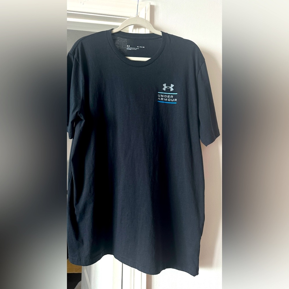 Under Armour Tshirt